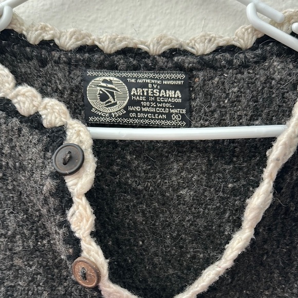 Handknit wool sweater grey - Picture 2 of 5